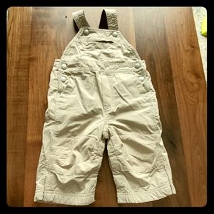 Gap romper 6-12M